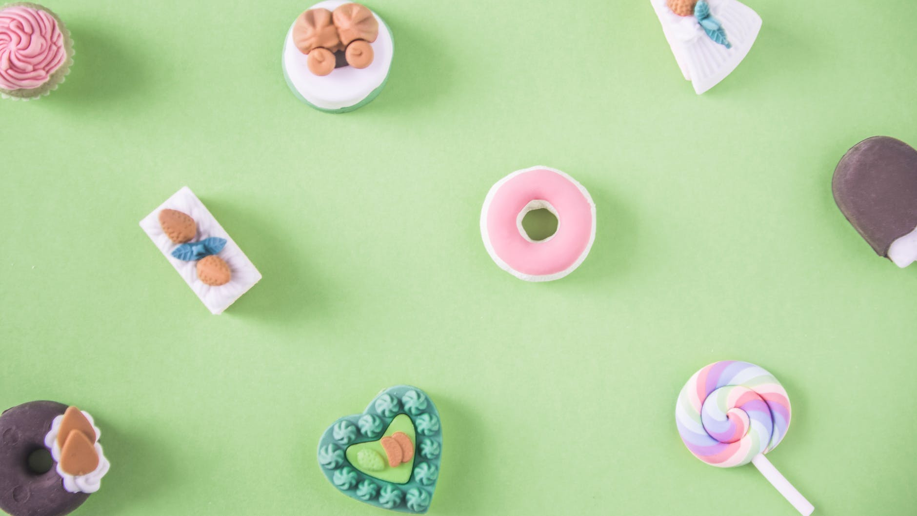 assorted color food miniature decors