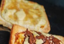 Τοστ με κρέμα γιαουρτιού