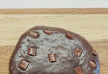 Μαλακό θεϊκό πρωτεΐνικό σοκολατένιο μπισκότο